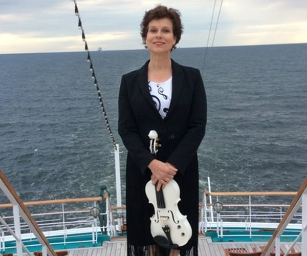 Julia-Graeber-Solo-4